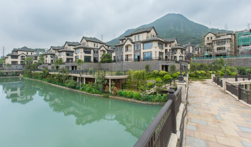 深圳松岗15分钟【观湖山庄】大岭山红本别墅首付75万起(图3)