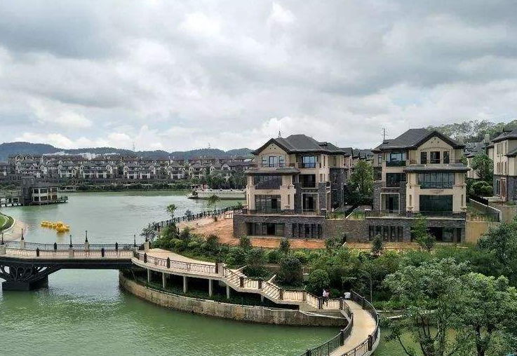 深圳松岗15分钟【观湖山庄】大岭山红本别墅首付75万起(图4)