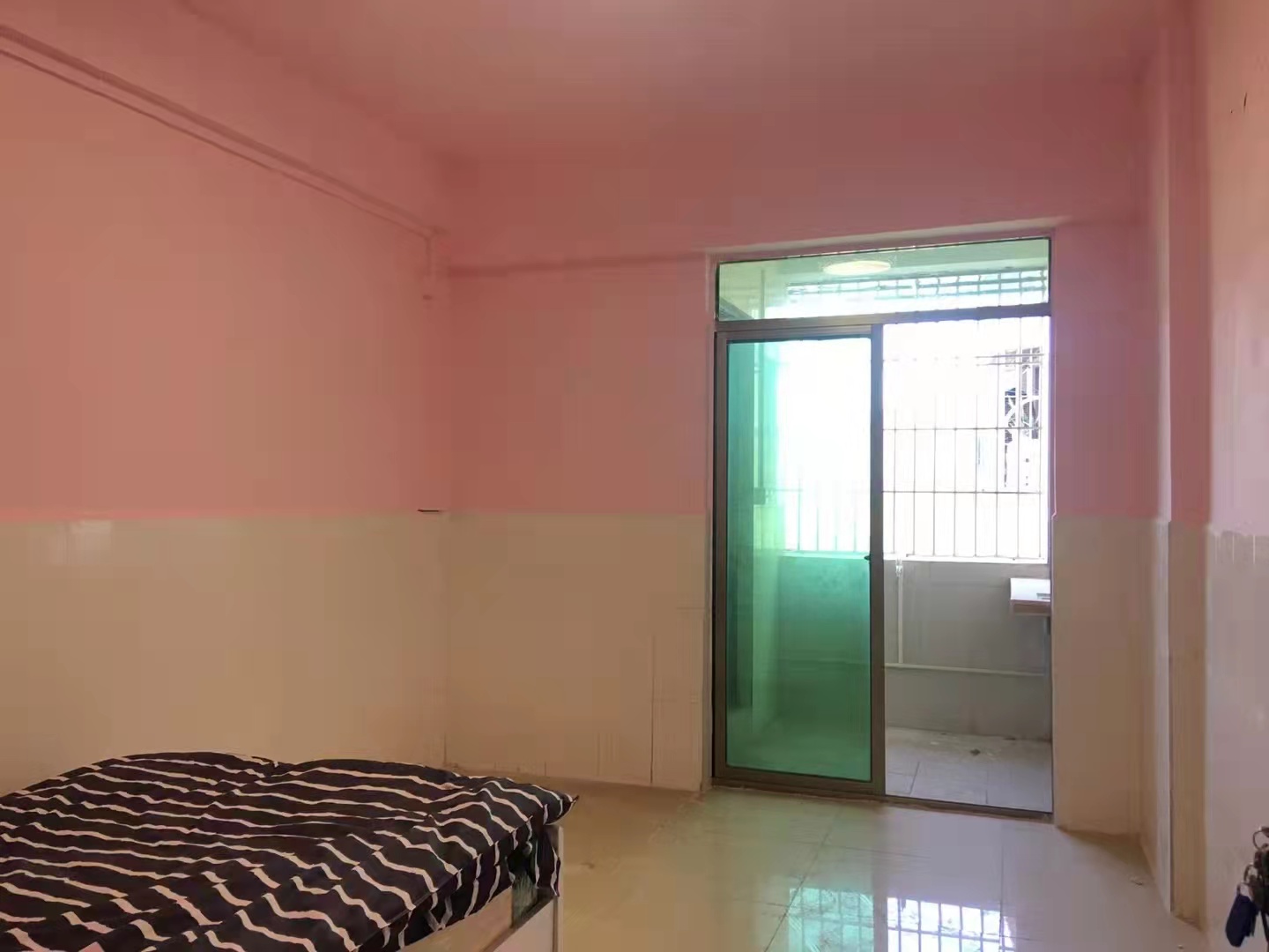 大亚湾比亚迪旁【时代公寓】精装单间13万一套(图6) 大亚湾比亚迪旁【时代公寓】精装单间13万一套(图6)