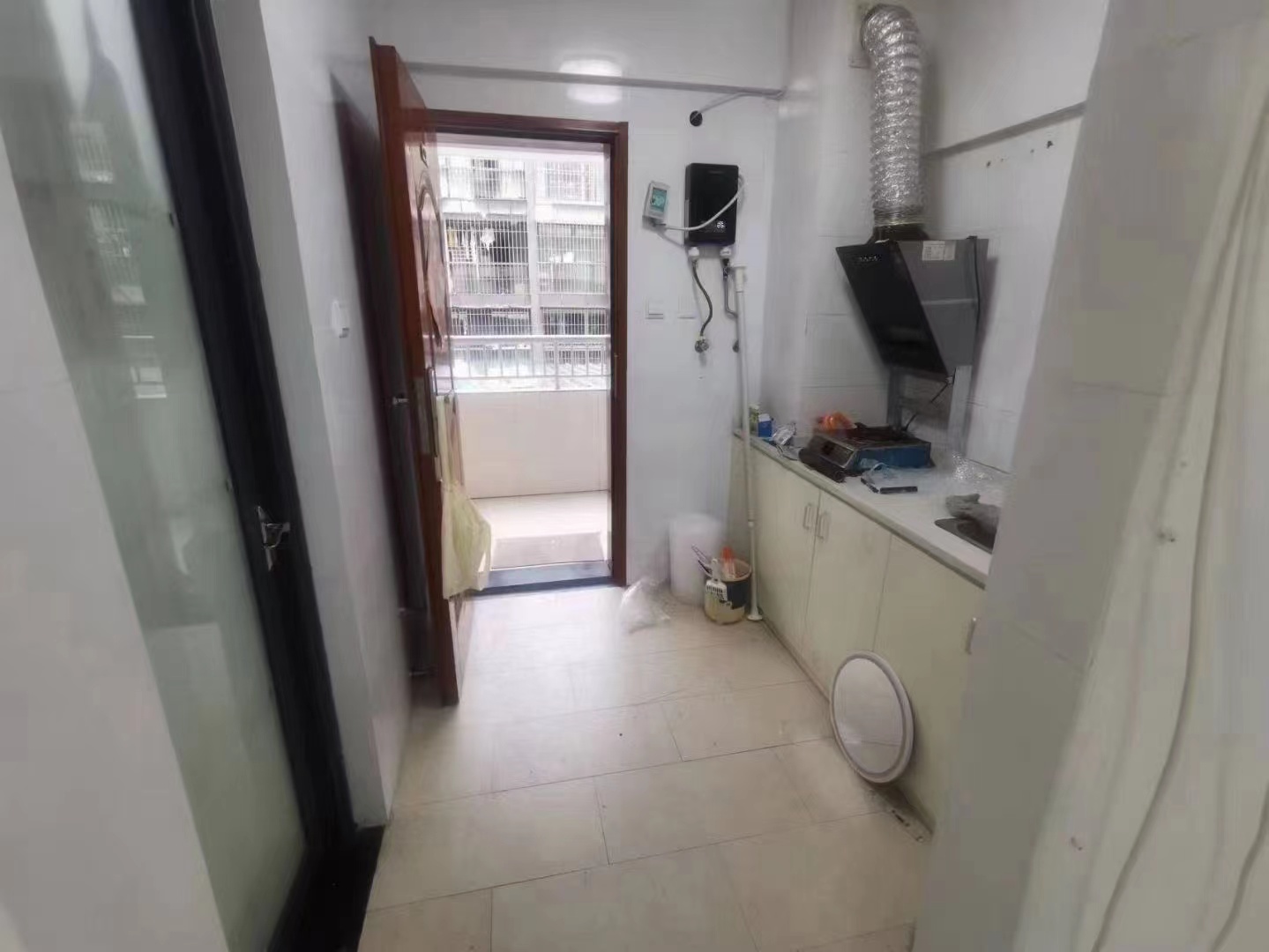 地铁南山站350米【荔馨苑】拆迁变红本房133万一套起(图7) 地铁南山站350米【荔馨苑】拆迁变红本房133万一套起(图7)