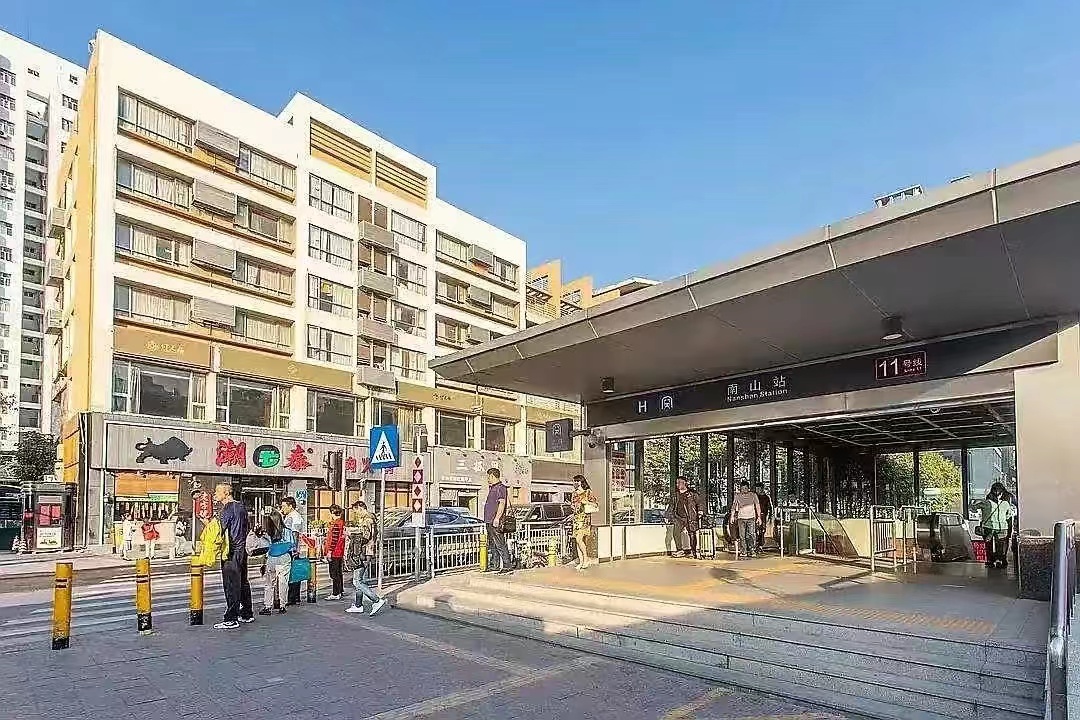 地铁南山站350米【荔馨苑】拆迁变红本房133万一套起(图4) 地铁南山站350米【荔馨苑】拆迁变红本房133万一套起(图4)