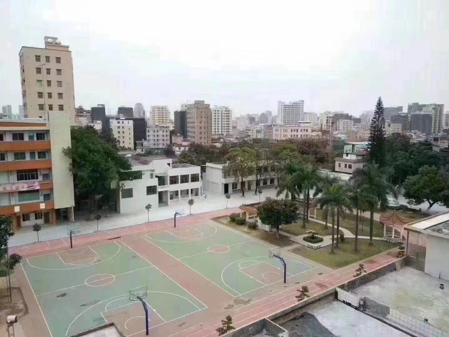 长安白菜价3300一平【东方公馆】单间11.8万一套(图2)