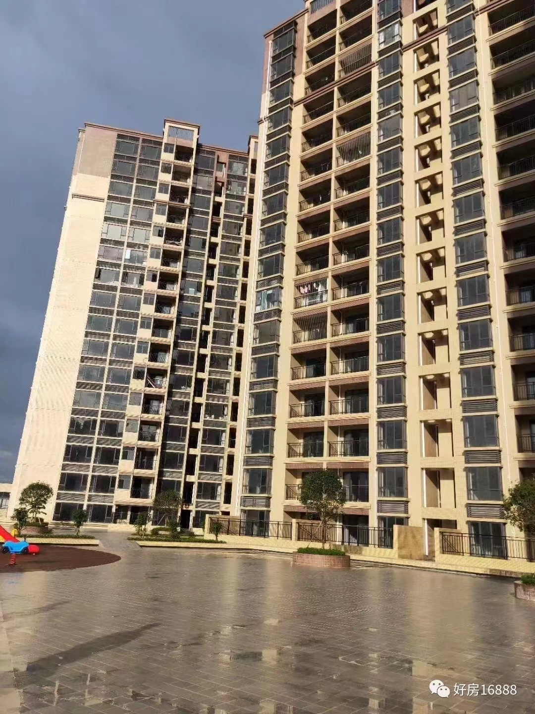 松山湖交界处【松湖中心花园】5栋花园6800一平(图3) 松山湖交界处【松湖中心花园】5栋花园6800一平(图3)