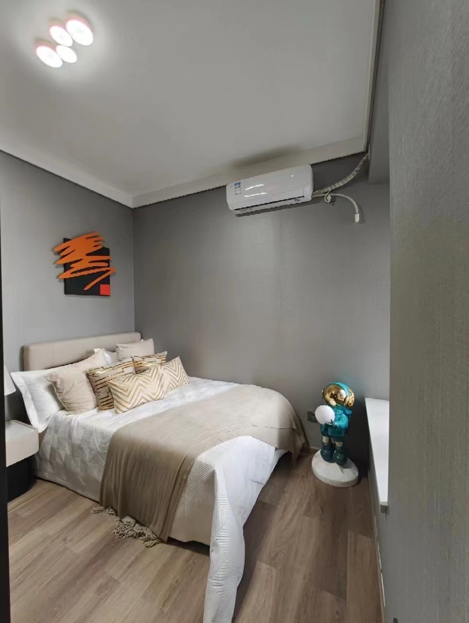 观澜湖旁9栋花园【龙华大道一号】复式三房首付26万起(图10) 观澜湖旁9栋花园【龙华大道一号】复式三房首付26万起(图10)