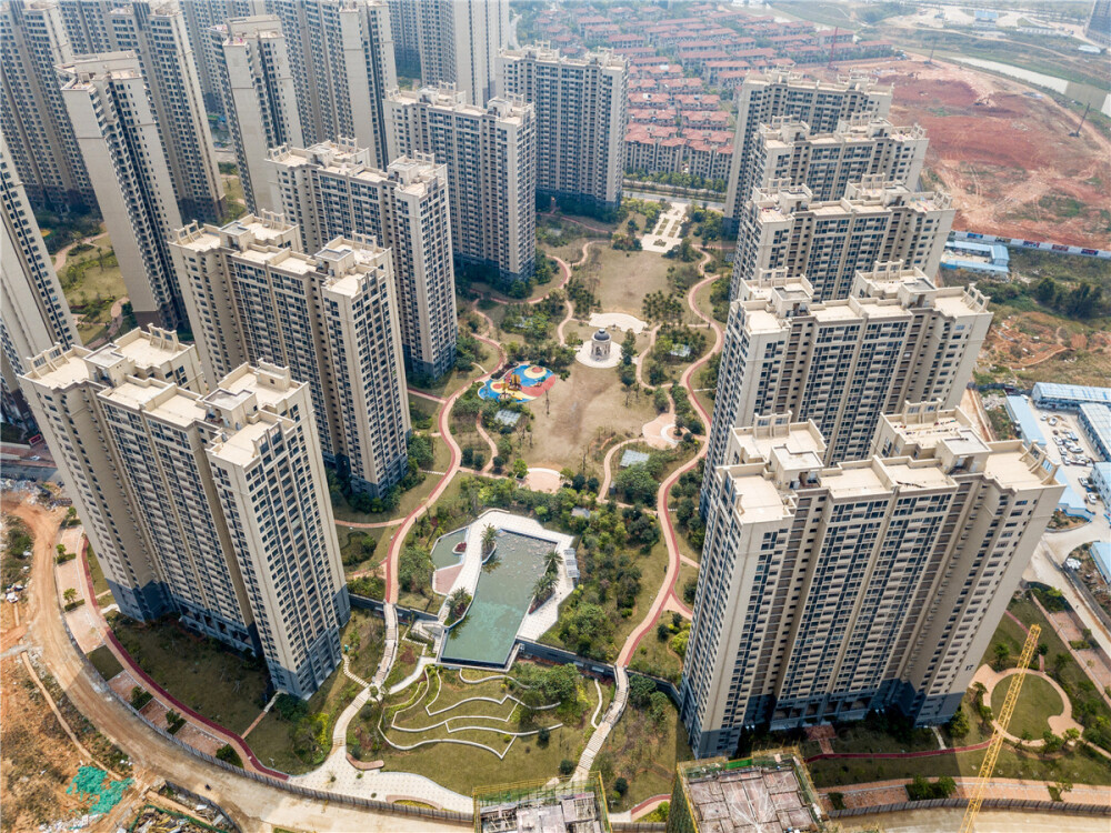 深圳14号线地铁【卓越花园】精装三房首付30万起(图5)