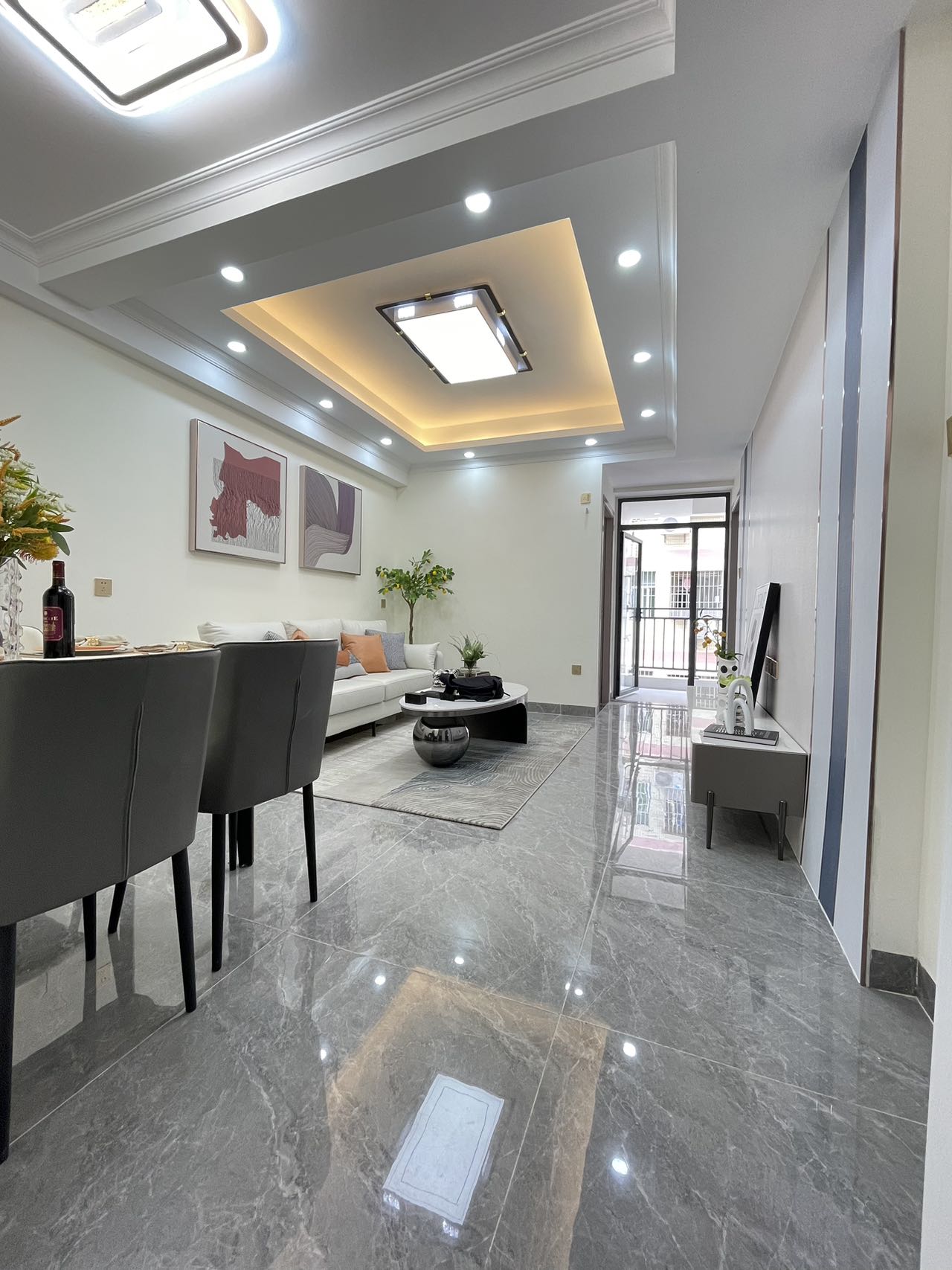 大浪凯宾新村【豪庭居】精装三房首付50万(图4) 大浪凯宾新村【豪庭居】精装三房首付50万(图4)