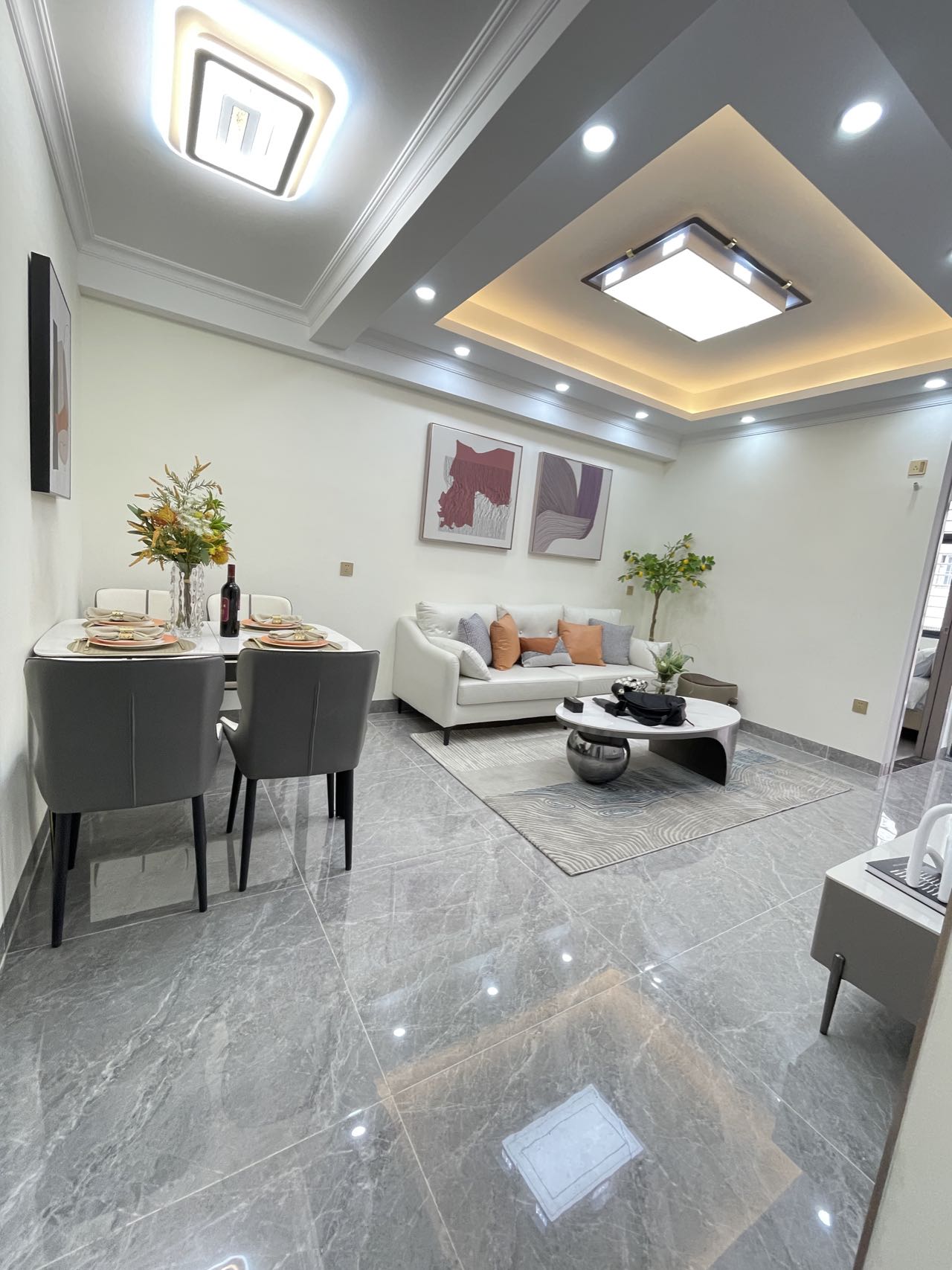 大浪凯宾新村【豪庭居】精装三房首付50万(图5) 大浪凯宾新村【豪庭居】精装三房首付50万(图5)