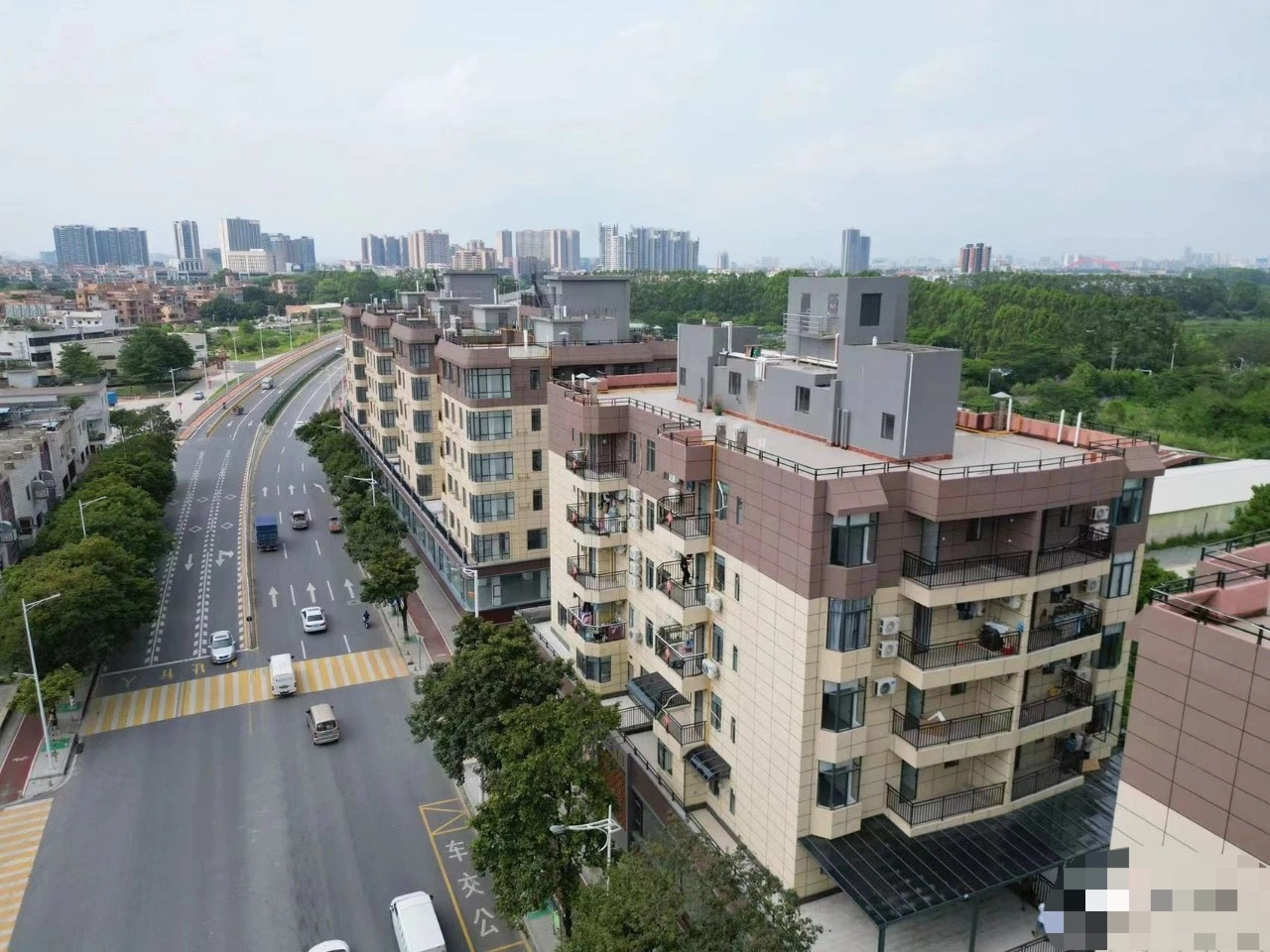 道滘儿童乐园旁【江望悦府】三房首付6万一套(图3) 道滘儿童乐园旁【江望悦府】三房首付6万一套(图3)