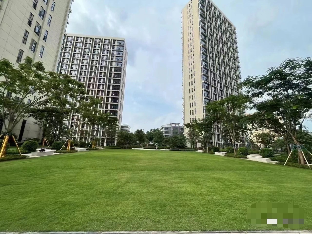 捡漏白菜价【湖畔悦府】供1650一月买厚街红本两房(图5)