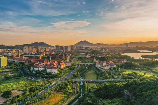 华为基地旁【万象悦府】4栋花园亏本甩卖5680一平(图3)