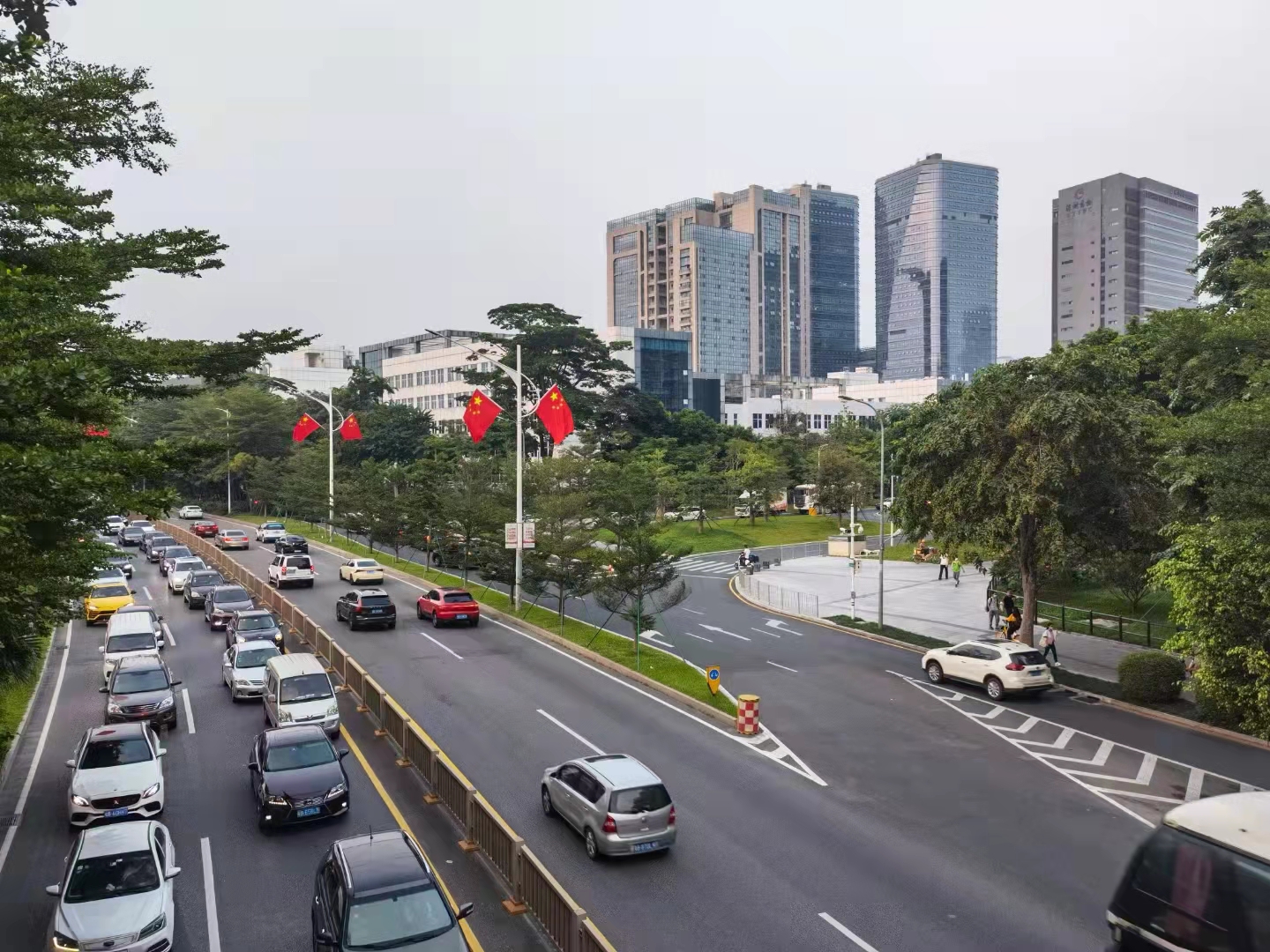 南山科技园【前海国际】3栋花园精装一房58.8万(图2)