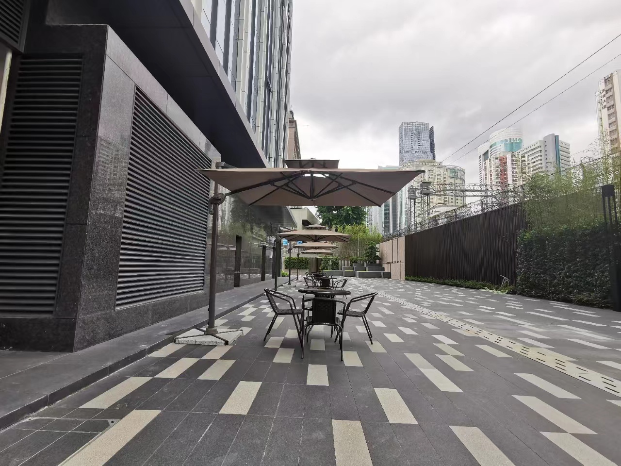 罗湖国贸地铁口【万象新天地】精装两房首付39万(图4)