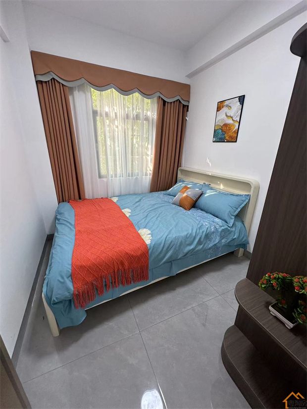 布吉东站附近【百合雅苑】精装两房首付18万一套(图5) 布吉东站附近【百合雅苑】精装两房首付18万一套(图5)