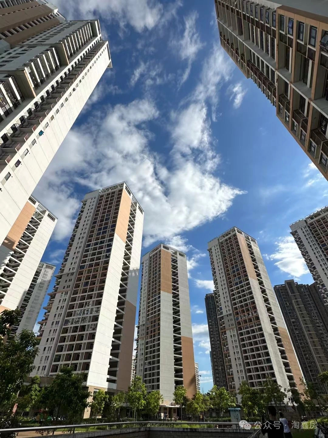 光明凤凰城14栋小区【凤凰城安置房】特惠11800一平，民水民电(图5)