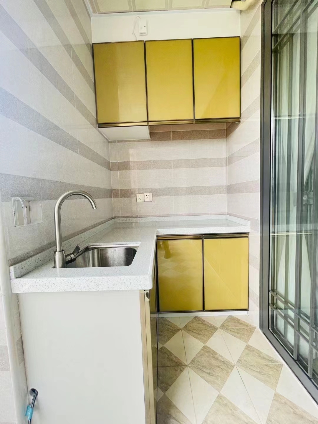 降得最狠【凤凰豪庭】龙华大浪精装大三房总价68.8万一套，可落户口(图8)