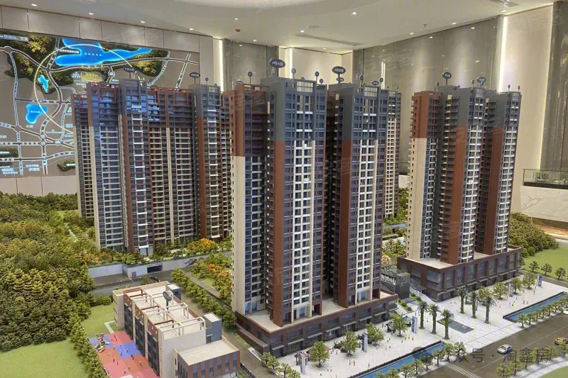 龙岗中心城【半山壹号】12栋花园均价16800一平(图3)