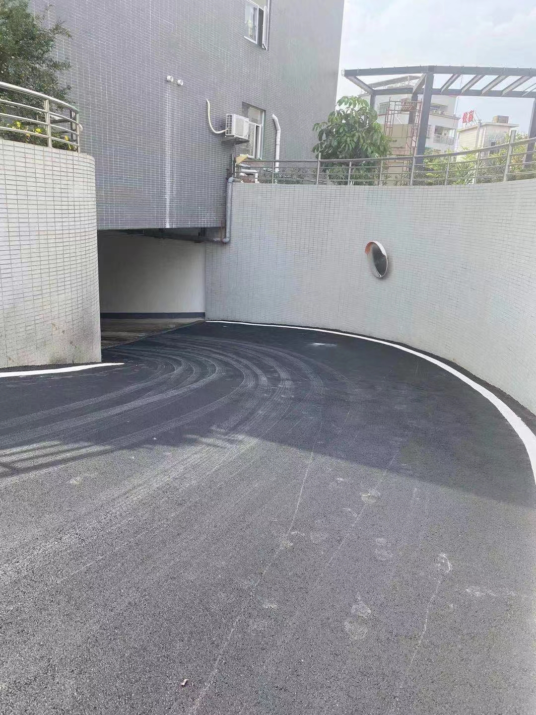 厚街汀山6栋花园【国际花园】精装一房首付11万起(图7) 厚街汀山6栋花园【国际花园】精装一房首付11万起(图7)